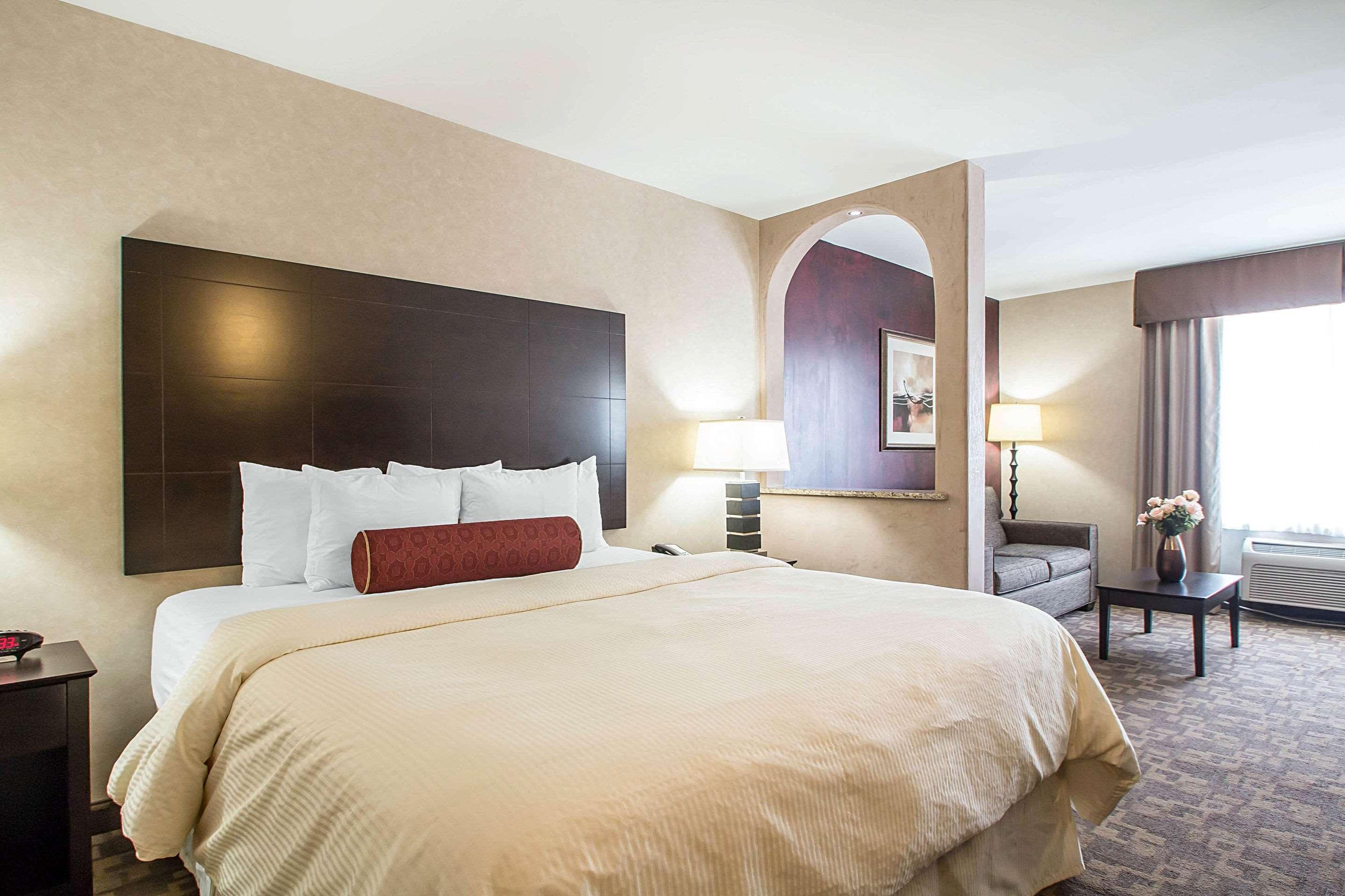 Clarion Inn Elmhurst - Oak Brook Near I-88, I-290, I-294 Eksteriør billede