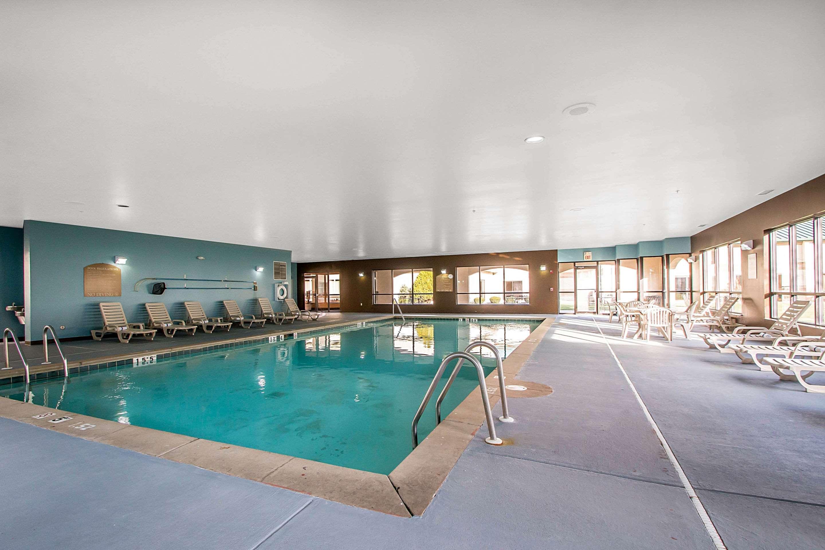 Clarion Inn Elmhurst - Oak Brook Near I-88, I-290, I-294 Eksteriør billede